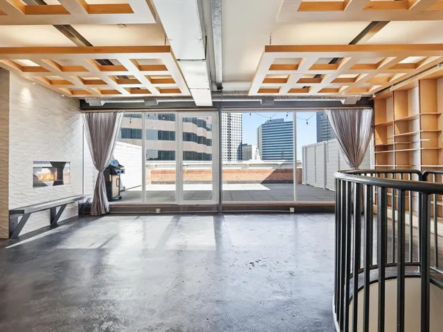 $685,000 | 511 North Akard Street, Unit 1505, Dallas, TX 75201