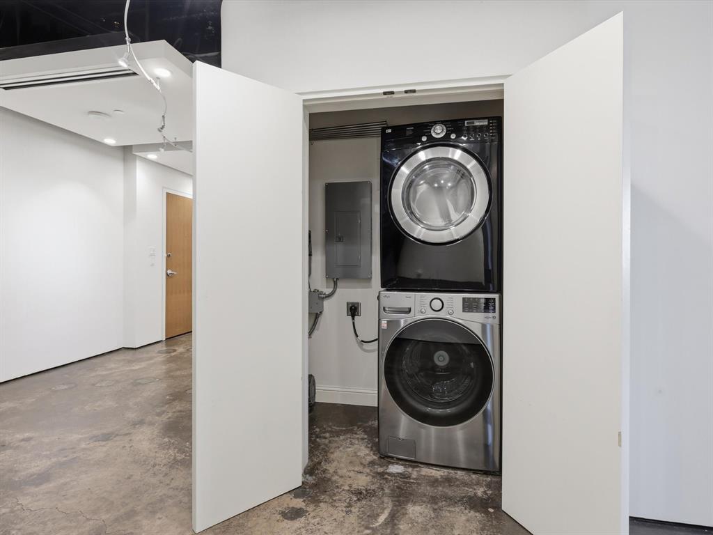 511 North Akard Street, Unit 1505 Dallas, TX 75201 - Photo 29 of 39 A plus is the space for full size washer and dryer