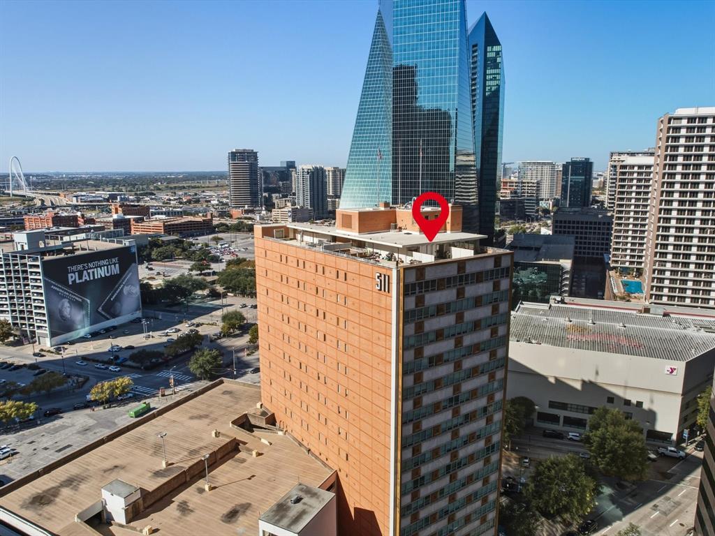 511 North Akard Street, Unit 1505 Dallas, TX 75201 - Photo 32 of 39 Nestled in the heart of downtown and minutes from entertainment, shops and dining!
