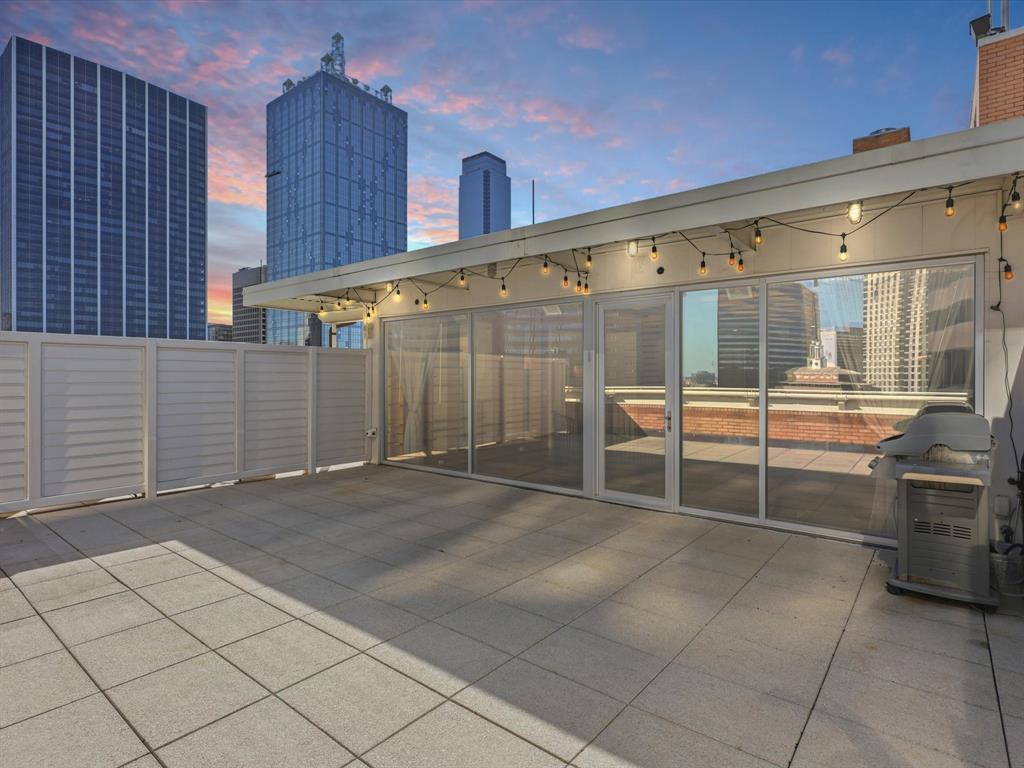 511 North Akard Street, Unit 1505 Dallas, TX 75201 - Photo 37 of 39