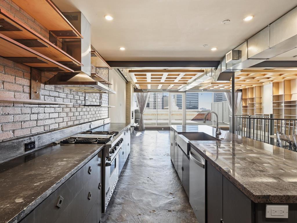 511 North Akard Street, Unit 1505 Dallas, TX 75201 - Photo 7 of 39