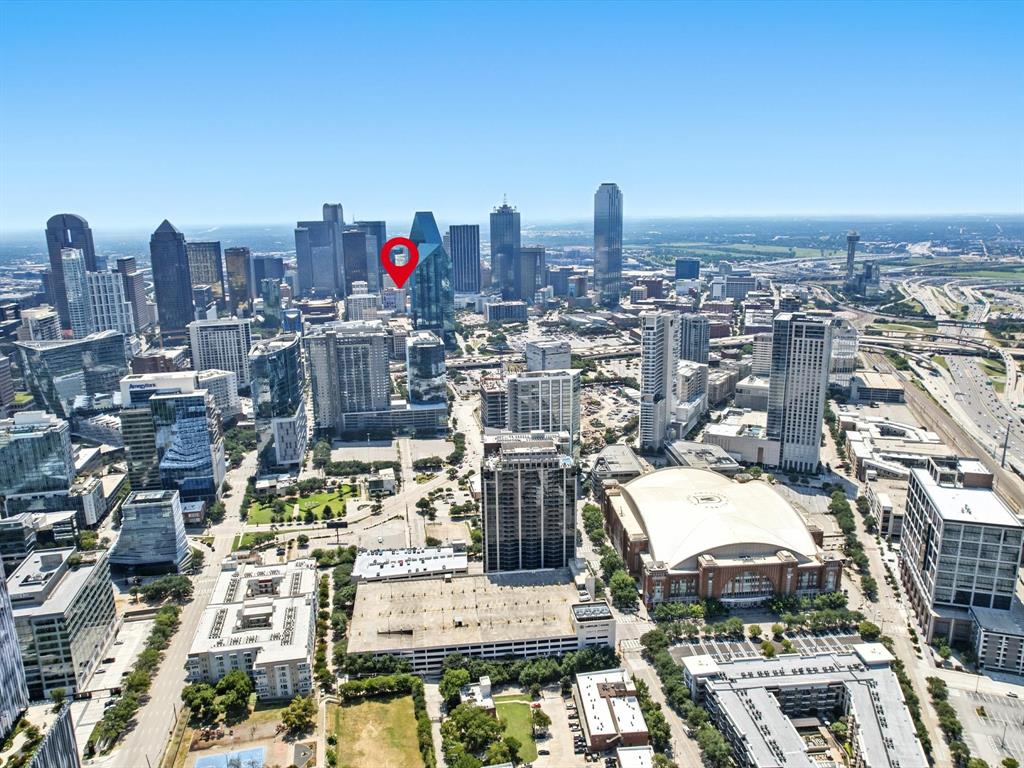 511 North Akard Street, Unit 1505 Dallas, TX 75201 - Photo 8 of 39 Live in the HEART of Downtown Dallas