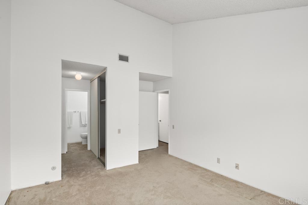 3251 Caminito Ameca La Jolla, CA 92037 - Photo 13 of 29