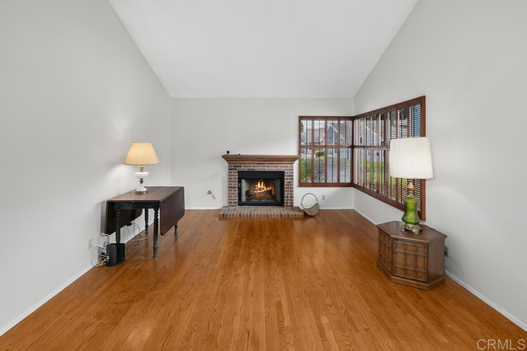 3251 Caminito Ameca La Jolla, CA 92037 - Photo 5 of 29