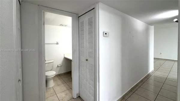 $1,950 | 666 West 81st Street, Unit 304, Hialeah, FL 33014