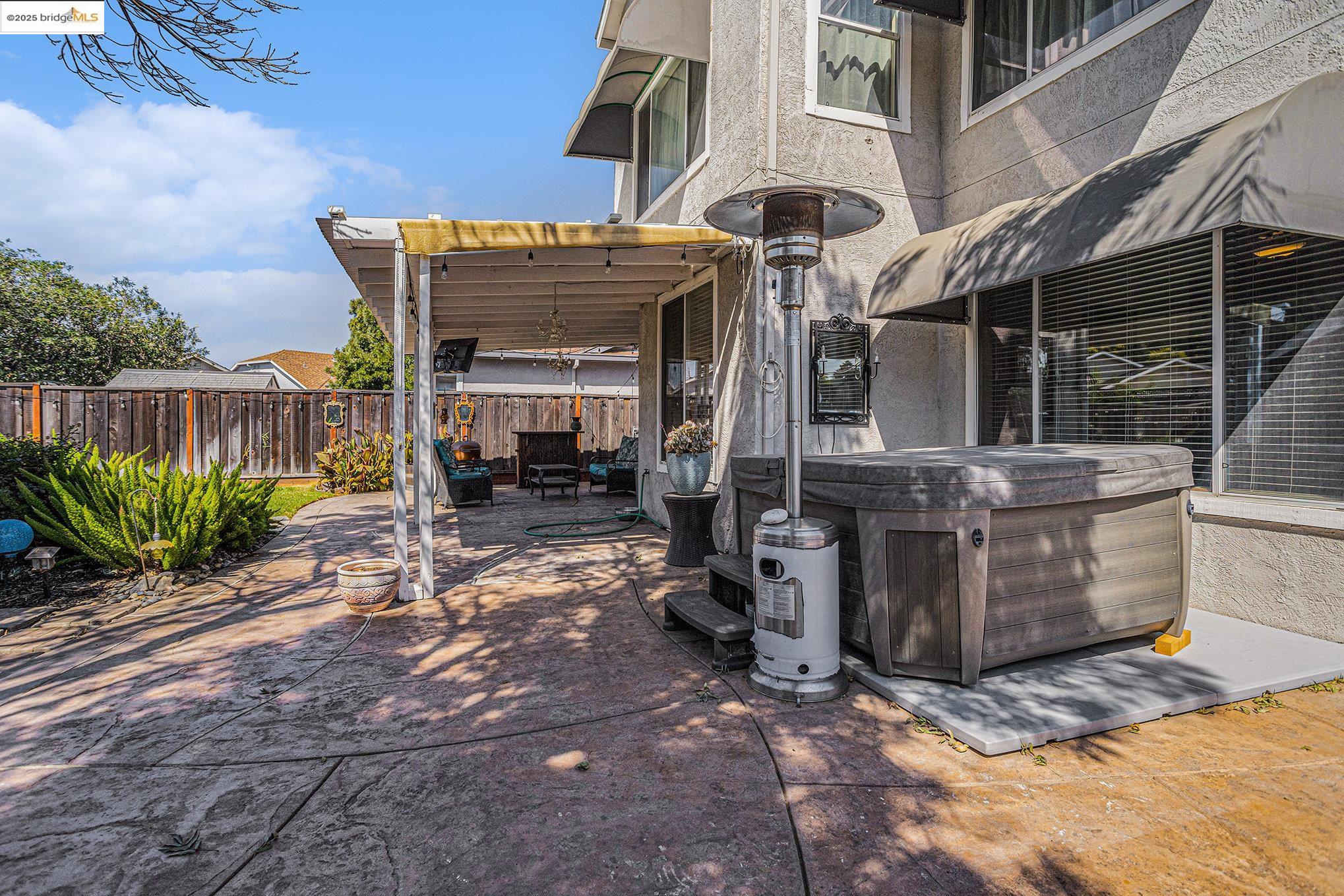 2059 Heartland Court Brentwood, CA 94513 - Photo 30 of 37 a view of a patio with table and chairs