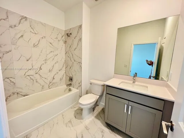 $4,500 | 1079 Haywagon Trail, Unit 1079, Loxahatchee, FL 33470