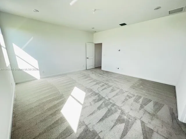 $4,500 | 1079 Haywagon Trail, Unit 1079, Loxahatchee, FL 33470