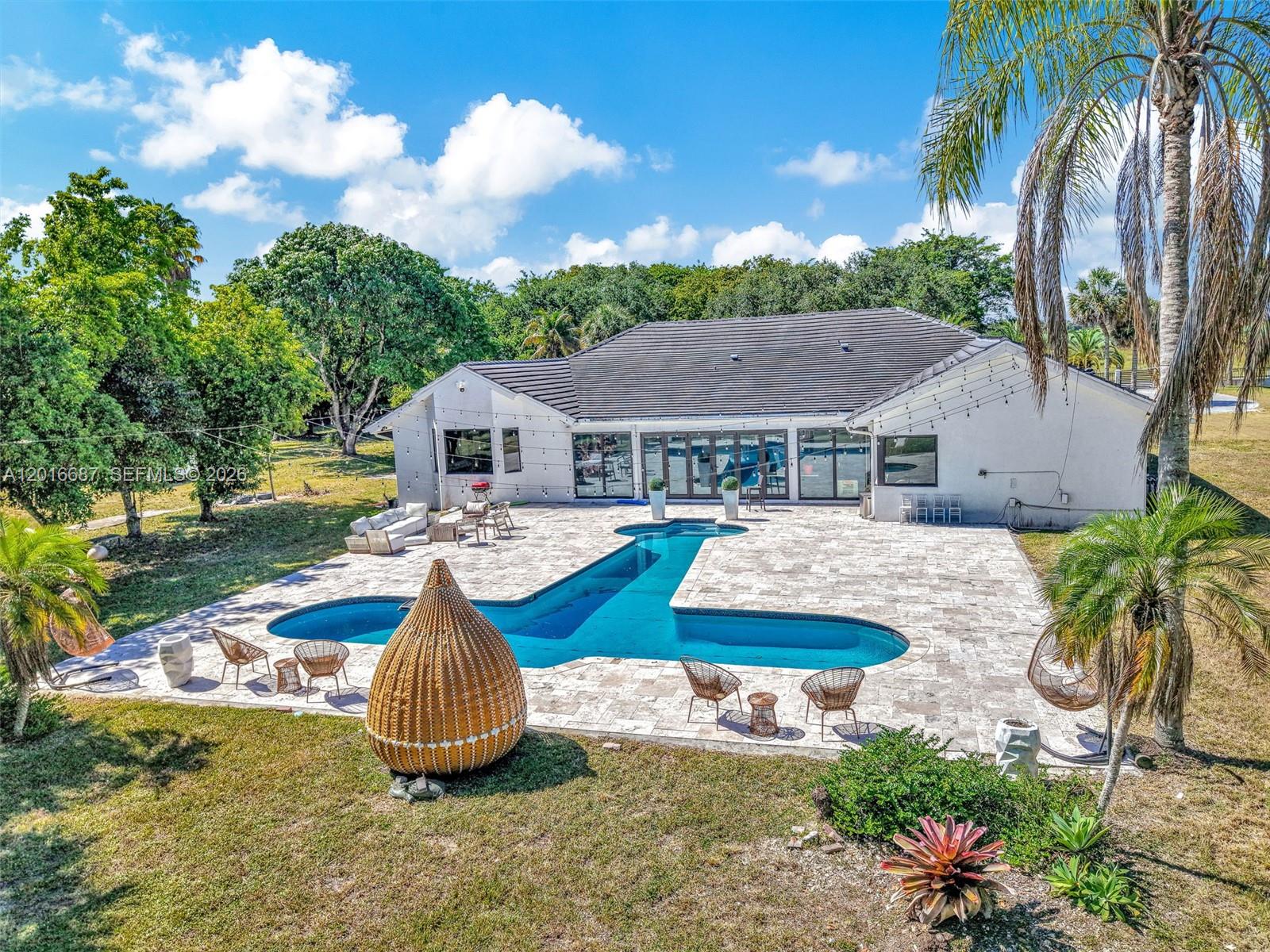 17795 Southwest 158th Street Miami, FL 33187 - Photo 39 of 105