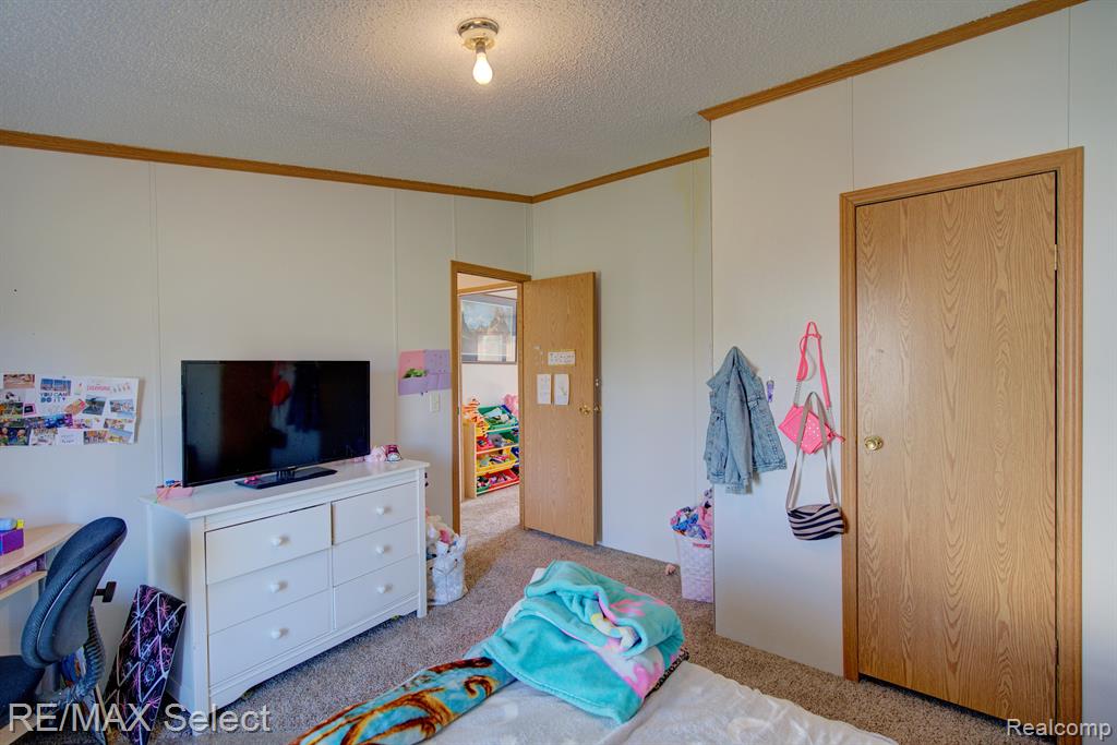 3509 South Genesee Road Burton, MI 48519 - Photo 20 of 32