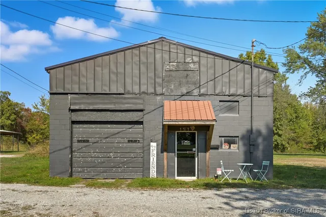 $99,000 | 1519 Burton Drive, Scottsburg, IN 47170