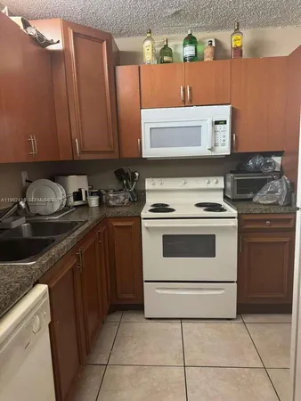 $1,595 | 1810 Southwest 81st Avenue, Unit 2106, North Lauderdale, FL 33068