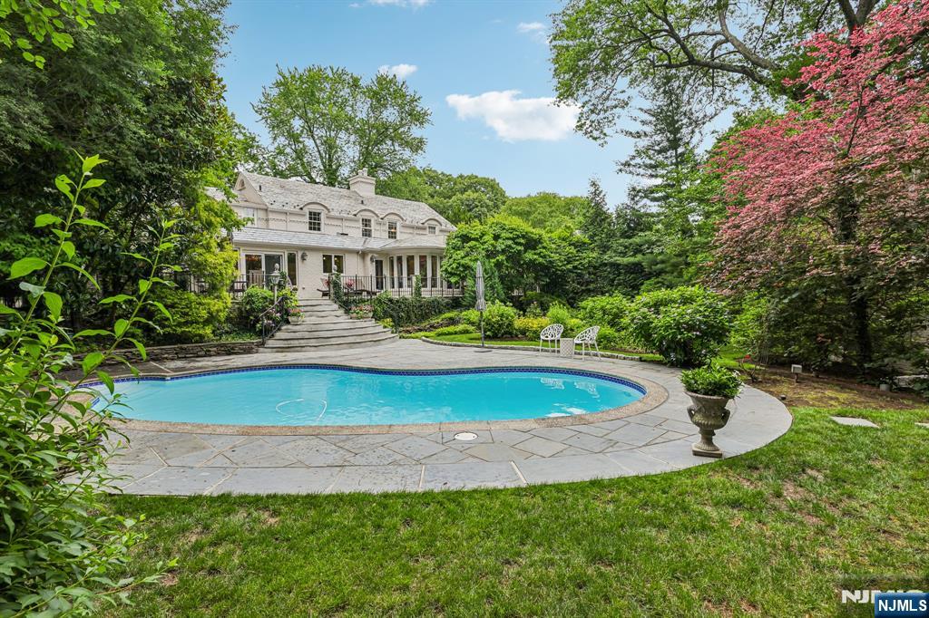 256 Lotte Road Ridgewood, NJ 07450 - Photo 33 of 44