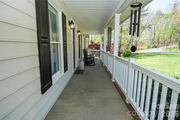 $439,000 | 100 Horse Shoe Lane, Morganton, NC 28655