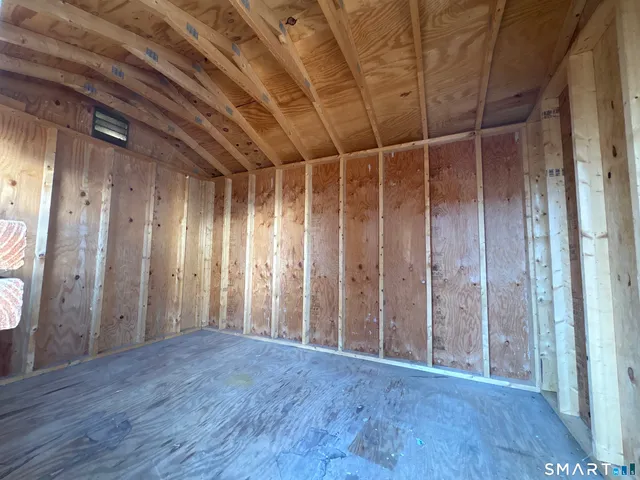 $2,489 | 196 Farren Avenue, New Haven, CT 06513