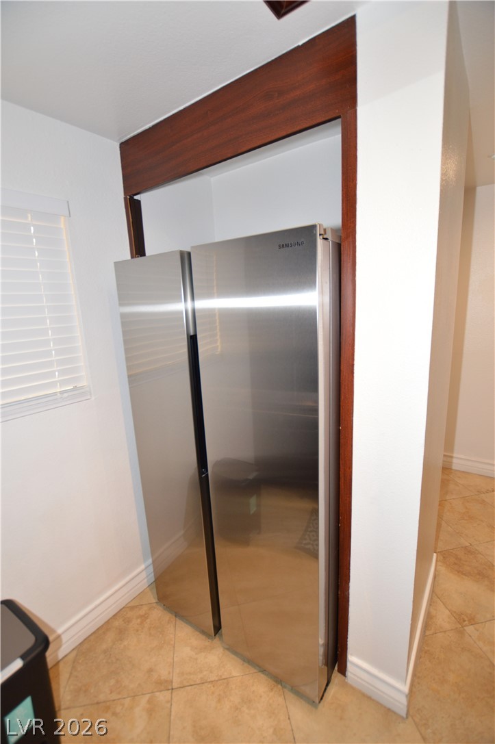 260 East Flamingo Road, Unit 332 Las Vegas, NV 89169 - Photo 7 of 36 This functional kitchen nook features sleek appliances and durable tile flooring.