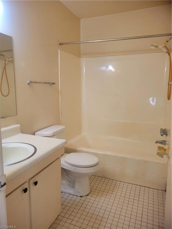 2235 Sunderland Road, Unit 99C Winston-Salem, NC 27103 - Photo 7 of 10