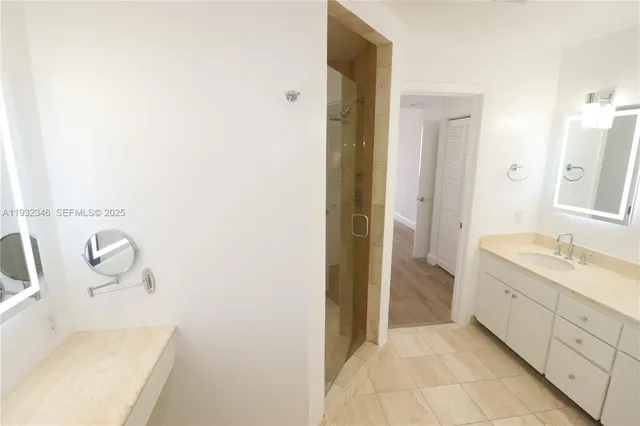 $7,200 | 151 Crandon Boulevard, Unit 926, Key Biscayne, FL 33149