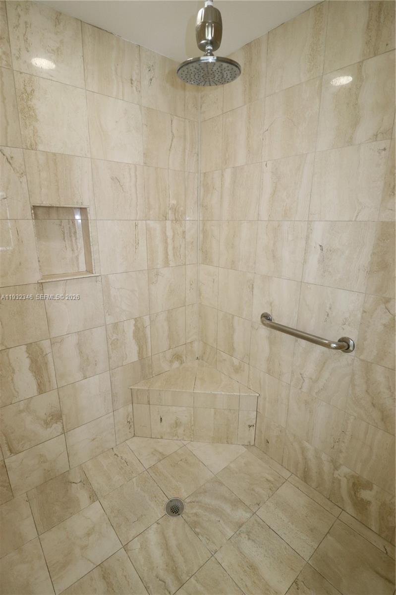 151 Crandon Boulevard, Unit 926 Key Biscayne, FL 33149 - Photo 21 of 59