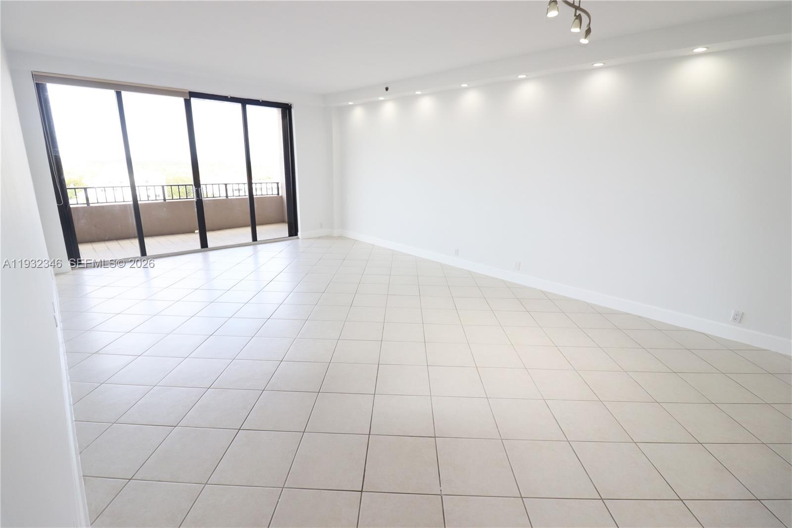 151 Crandon Boulevard, Unit 926 Key Biscayne, FL 33149 - Photo 5 of 59