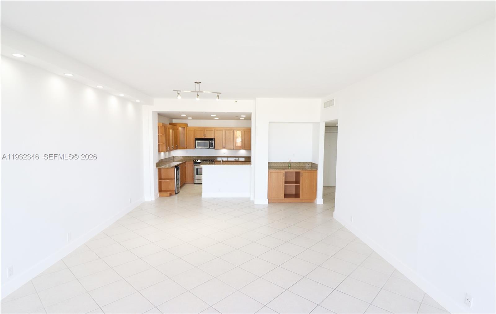 151 Crandon Boulevard, Unit 926 Key Biscayne, FL 33149 - Photo 6 of 59