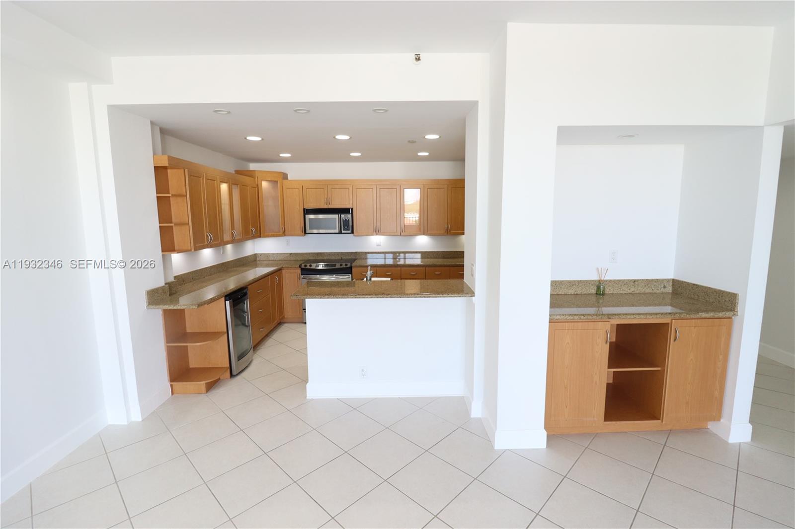 151 Crandon Boulevard, Unit 926 Key Biscayne, FL 33149 - Photo 7 of 59