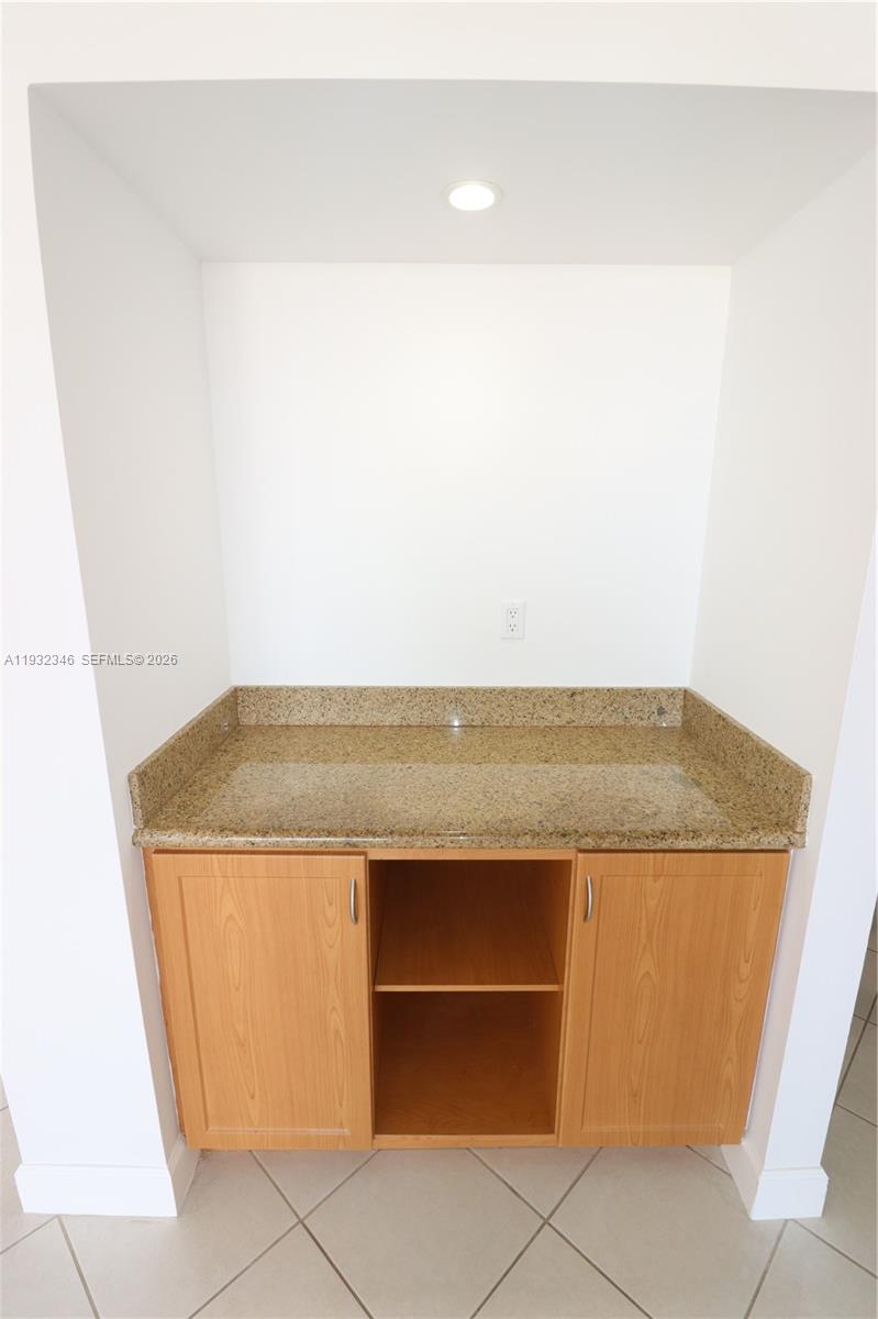 151 Crandon Boulevard, Unit 926 Key Biscayne, FL 33149 - Photo 8 of 59
