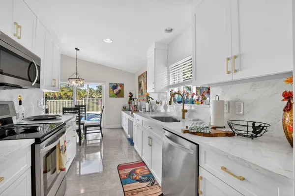 $775,000 | 11270 Cloverleaf Circle, Boca Raton, FL 33428