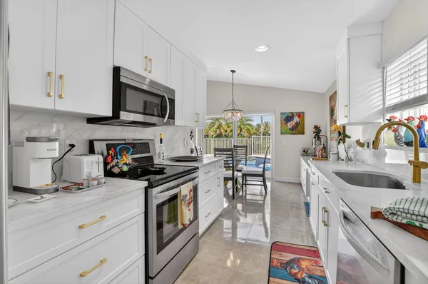 $775,000 | 11270 Cloverleaf Circle, Boca Raton, FL 33428