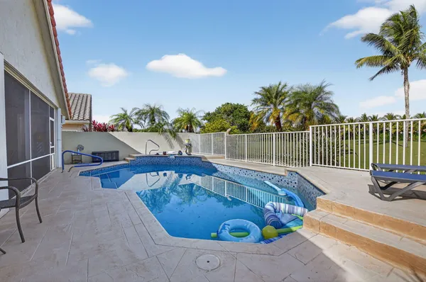 $775,000 | 11270 Cloverleaf Circle, Boca Raton, FL 33428
