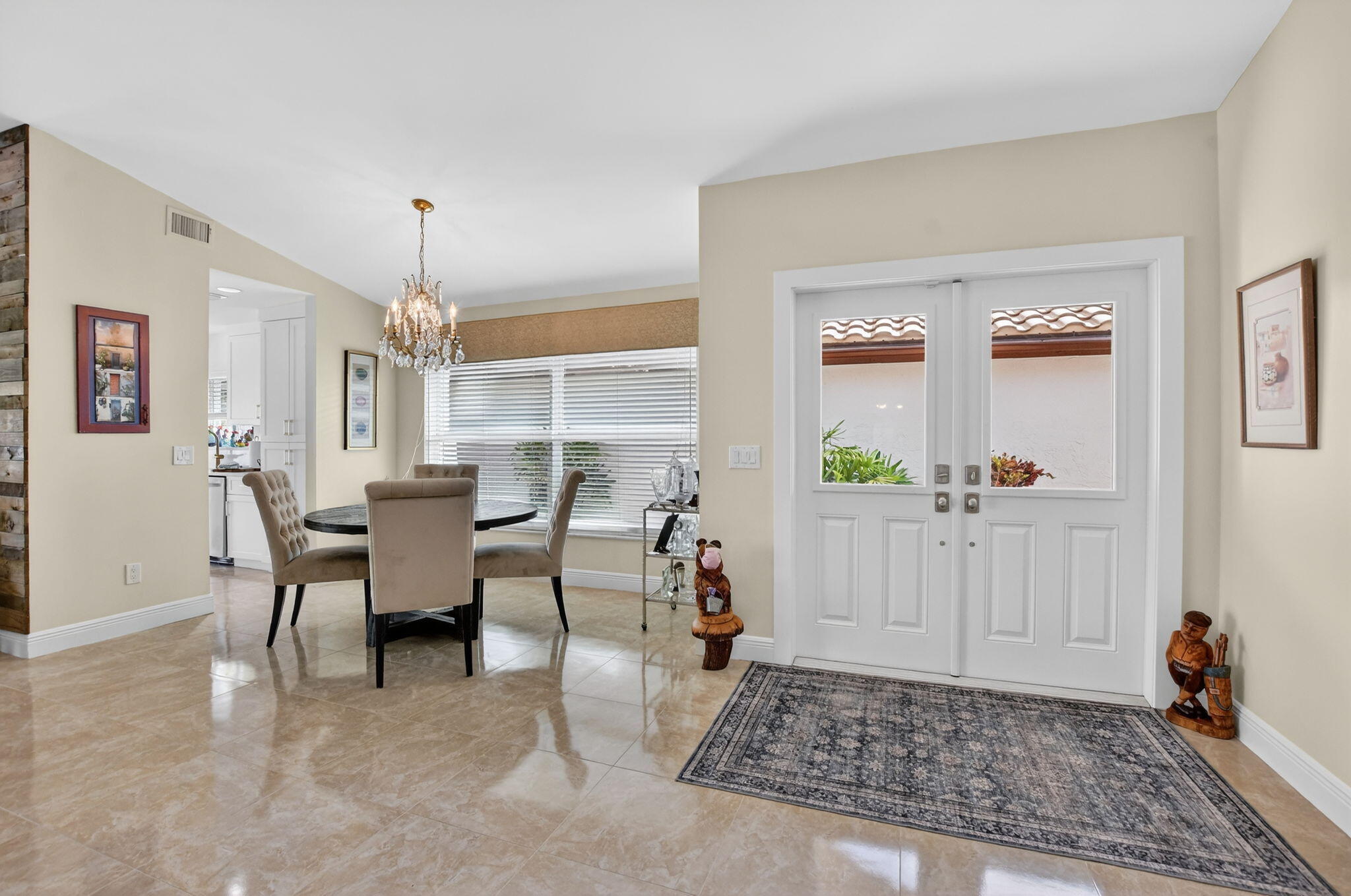 11270 Cloverleaf Circle Boca Raton, FL 33428 - Photo 5 of 98 7-web-or-mls-003_DSC_0199