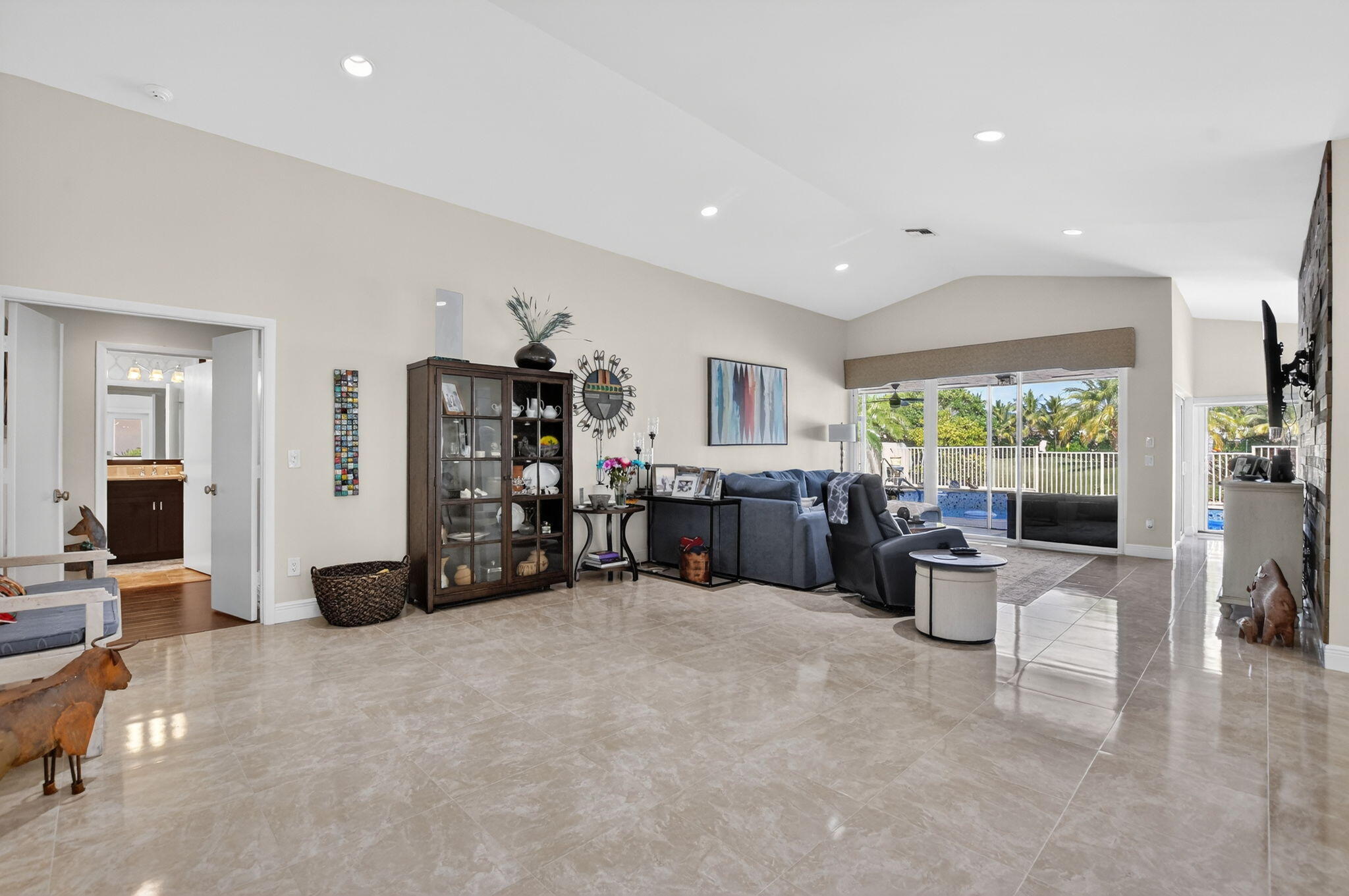 11270 Cloverleaf Circle Boca Raton, FL 33428 - Photo 7 of 98 8-web-or-mls-004_DSC_0202