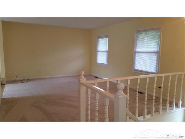 2551 Roseview Drive Rochester Hills, MI 48306 - Photo 18 of 39