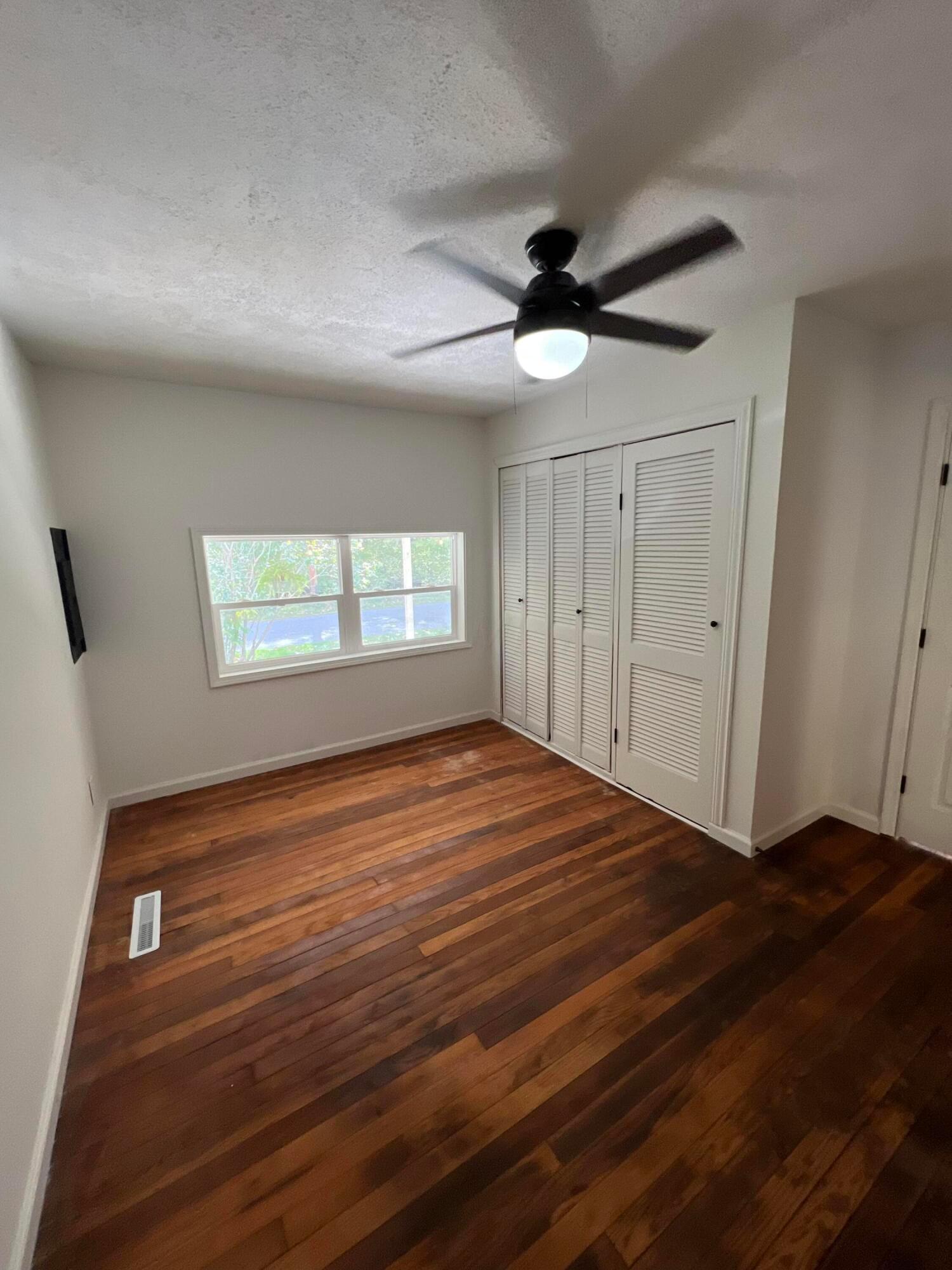 410 Scott Road Chillicothe, OH 45601 - Photo 13 of 22 Dining room or potential office or room