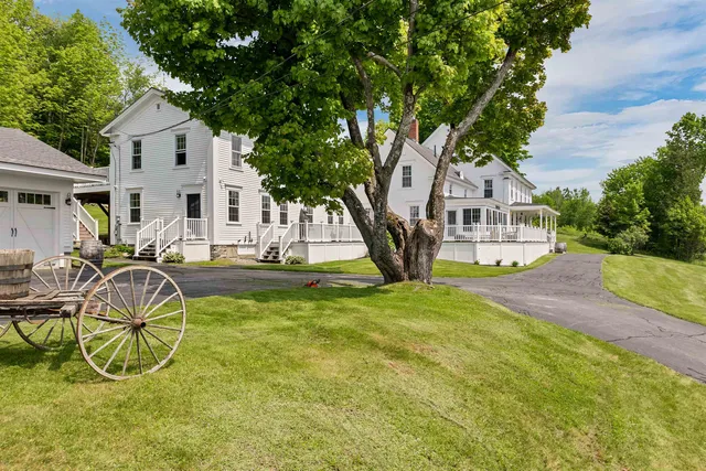 $2,250,000 | 959 Presidential Highway, Jefferson, NH 03583