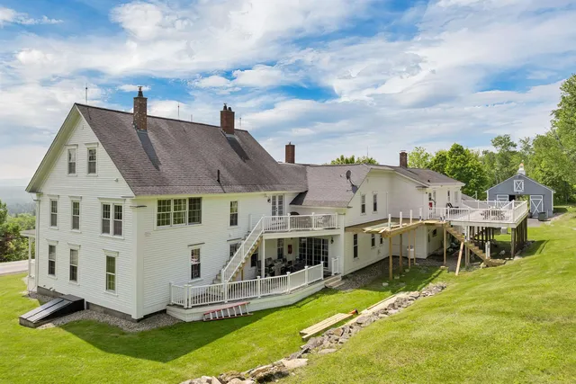 $2,250,000 | 959 Presidential Highway, Jefferson, NH 03583