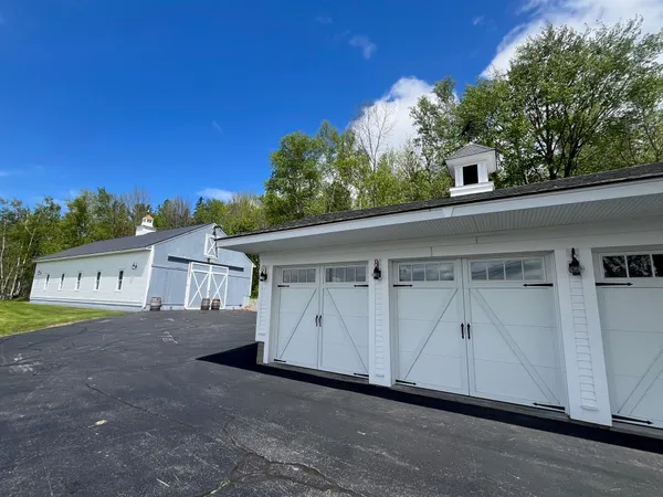 $2,250,000 | 959 Presidential Highway, Jefferson, NH 03583