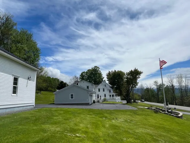 $2,250,000 | 959 Presidential Highway, Jefferson, NH 03583