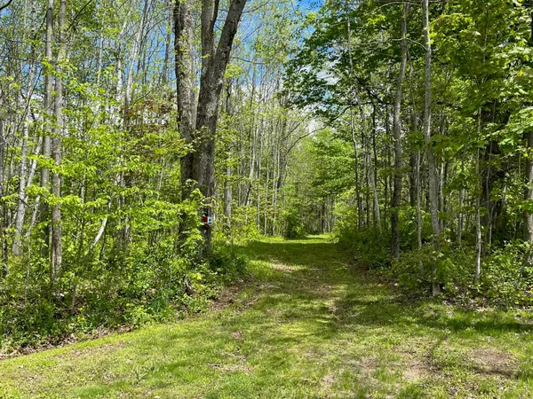 $2,250,000 | 959 Presidential Highway, Jefferson, NH 03583