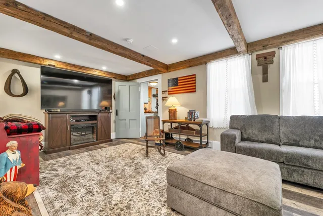 $2,250,000 | 959 Presidential Highway, Jefferson, NH 03583