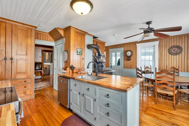 $2,250,000 | 959 Presidential Highway, Jefferson, NH 03583