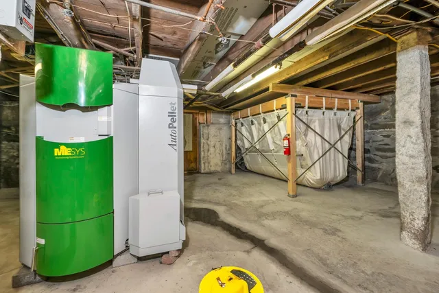 $2,250,000 | 959 Presidential Highway, Jefferson, NH 03583