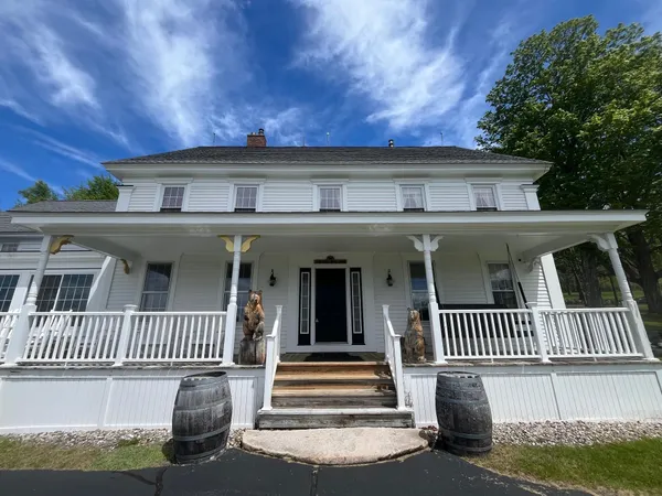 $2,250,000 | 959 Presidential Highway, Jefferson, NH 03583