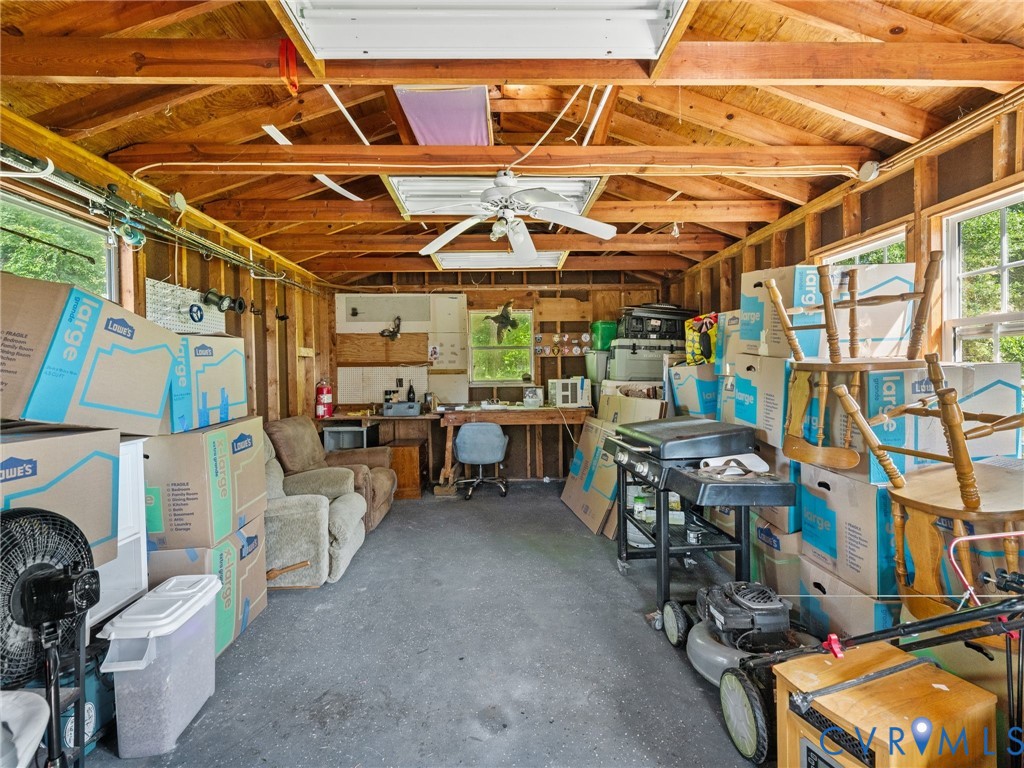 25006 River Road Petersburg, VA 23803 - Photo 38 of 40 Garage