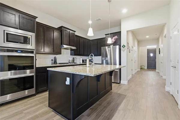 $2,800 | 1012 Kensington Way, Argyle, TX 76226