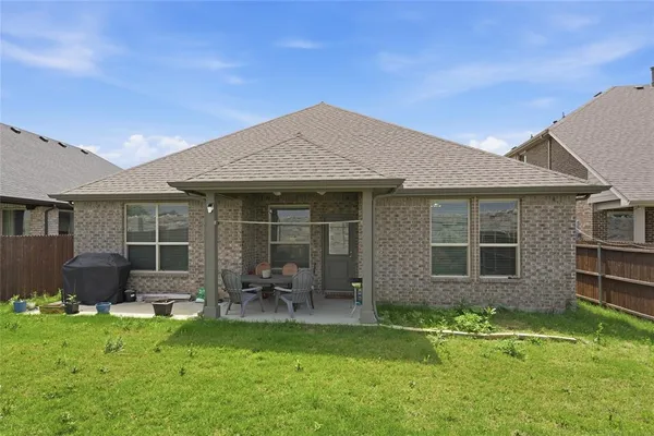 $2,800 | 1012 Kensington Way, Argyle, TX 76226