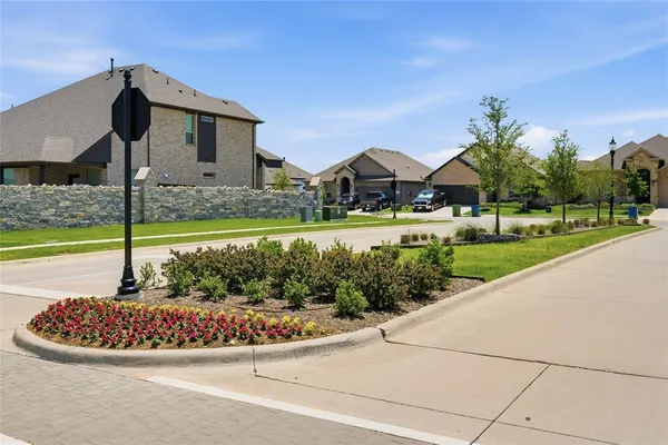 $2,800 | 1012 Kensington Way, Argyle, TX 76226
