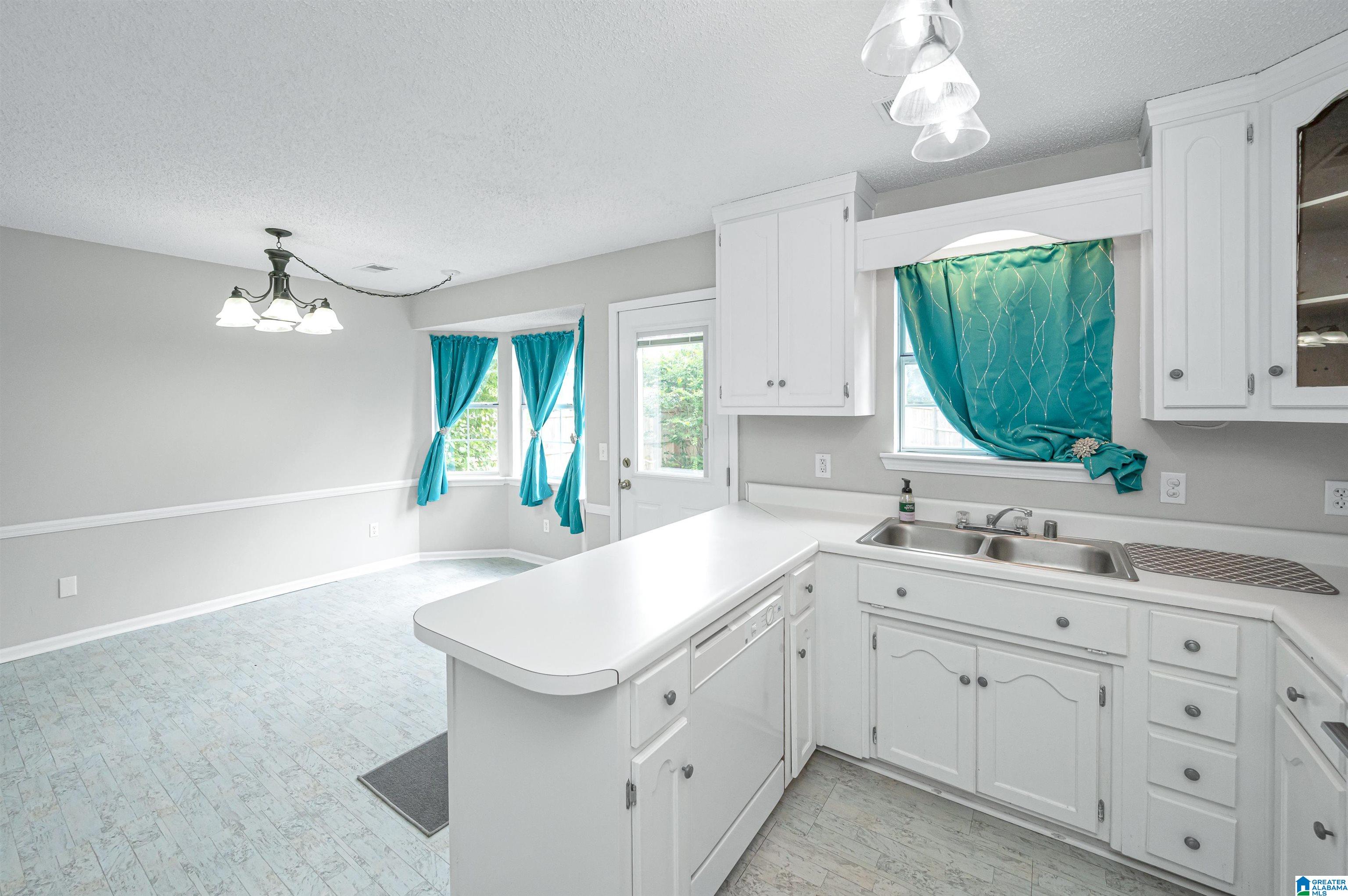 499 Main Street Gardendale, AL 35071 - Photo 13 of 33