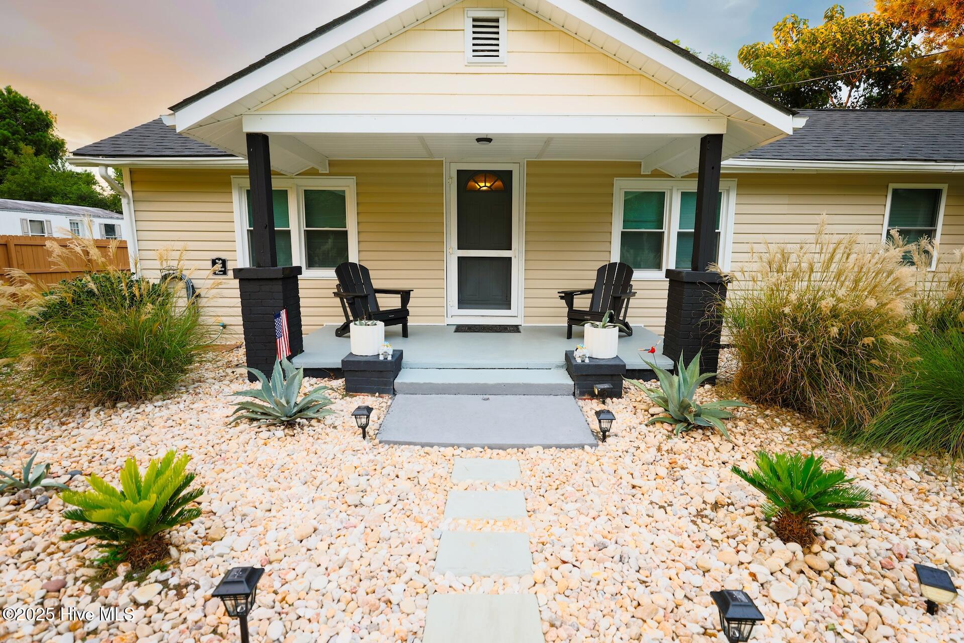 588 Nine Foot Road Newport, NC 28570 - Photo 34 of 39 Front