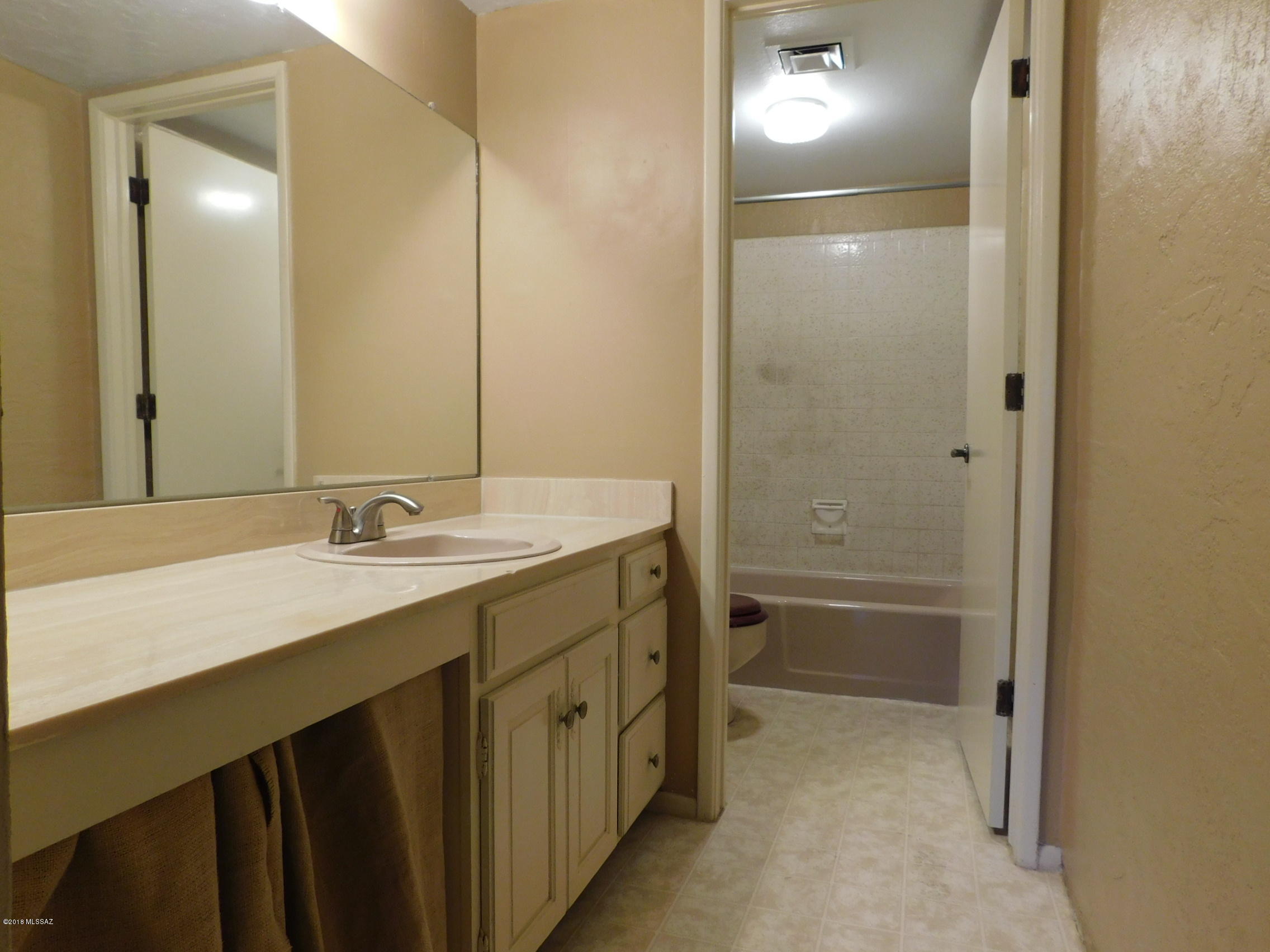 625 South Prudence Road, Unit 109 Tucson, AZ 85710 - Photo 14 of 19 Gallery Image 14